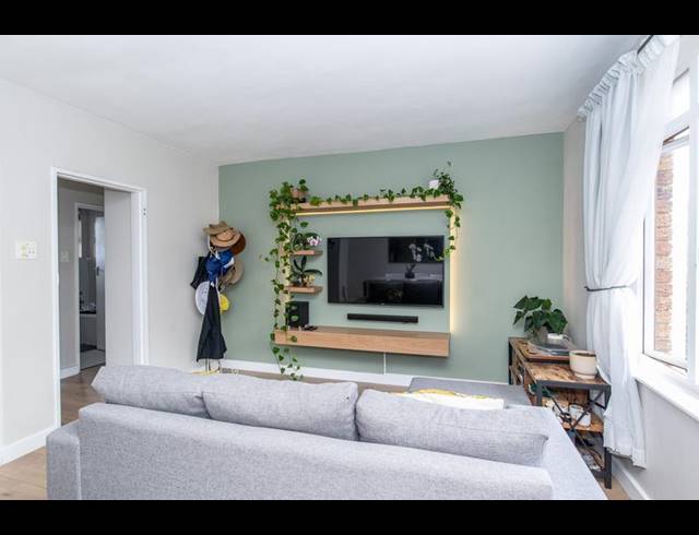 2 BEDROOM PROPERTY TO RENT IN WYNBERG UPPER